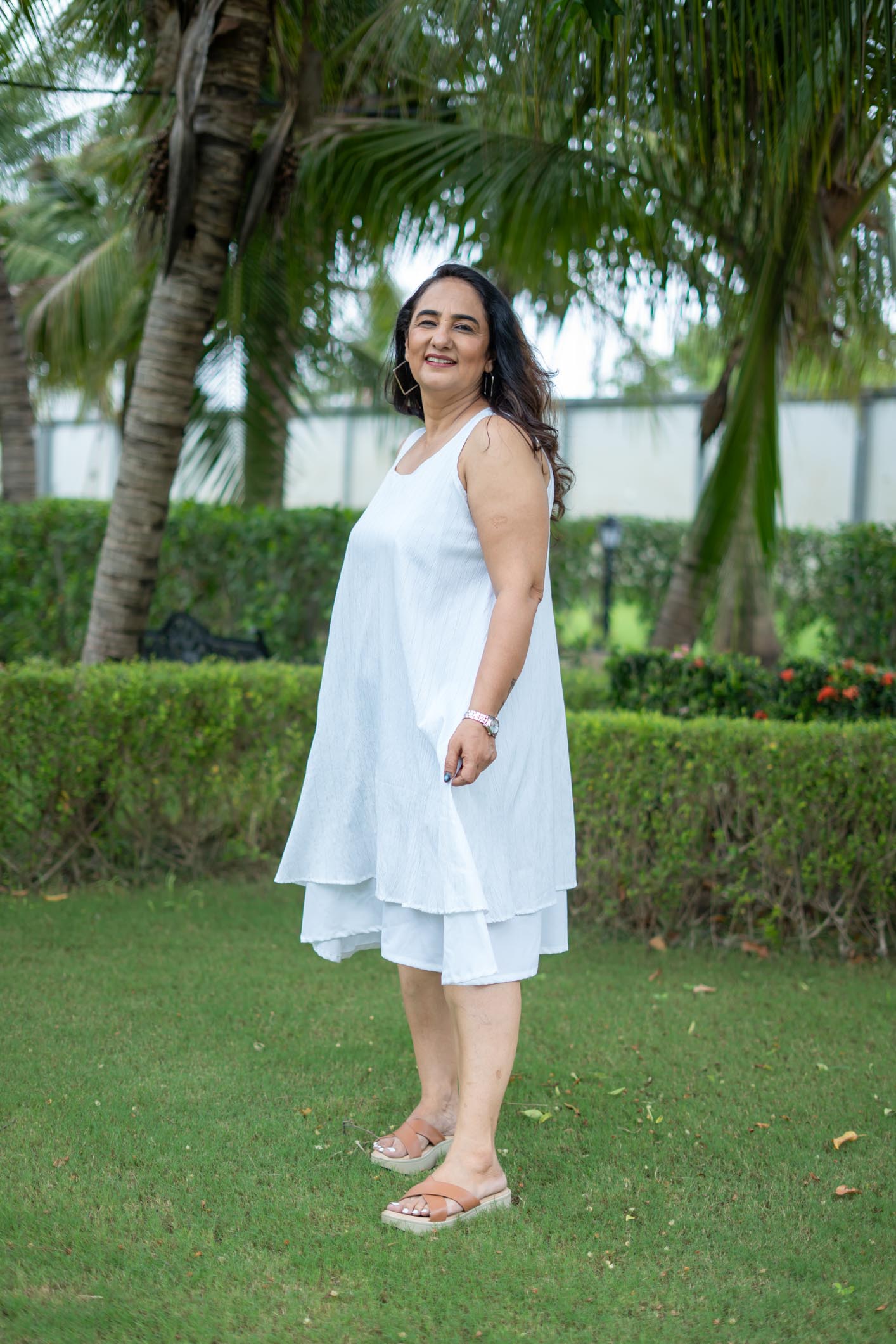 Glowframe Midi | White Dress